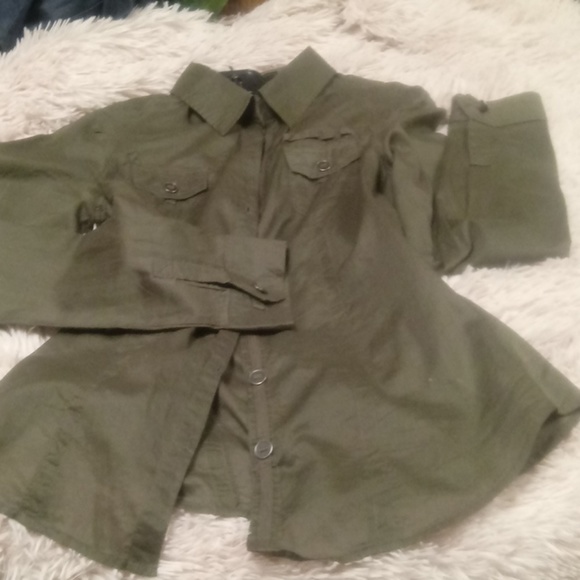 Shirt - Picture 3 of 3